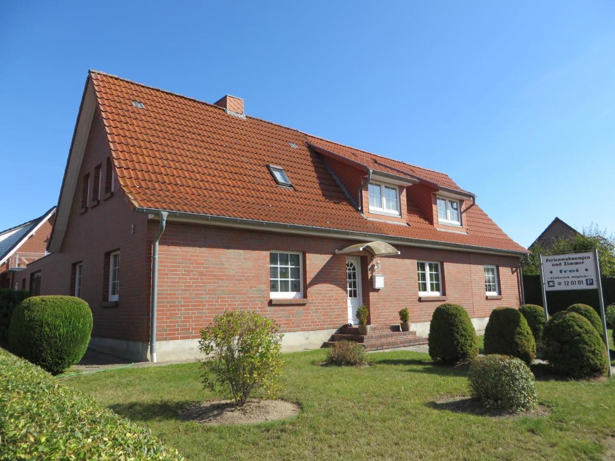 וארן Ferienwohnungen "Marie" Mit Terrassen, Inclusive Park- Und Stellplaetze Am Haus, Mueritz-Strand Nur 700M, Altstadt 10Min, Ruhige Lage, מראה חיצוני תמונה